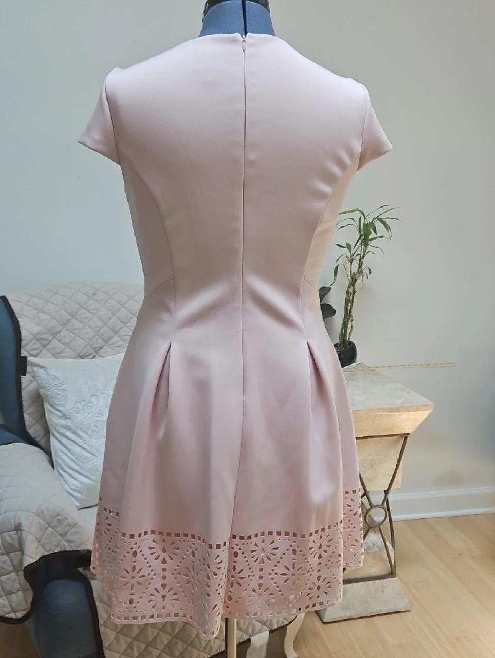 Vince Camuto Blush Pink Cap-Sleeve Fit & Flare Dress - Picture 4 of 7